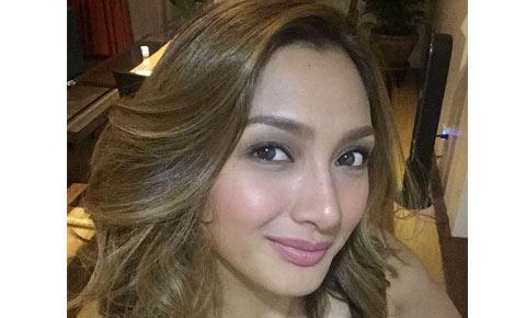 13 Celebrities With Stunning Hair Color Gma Entertainment