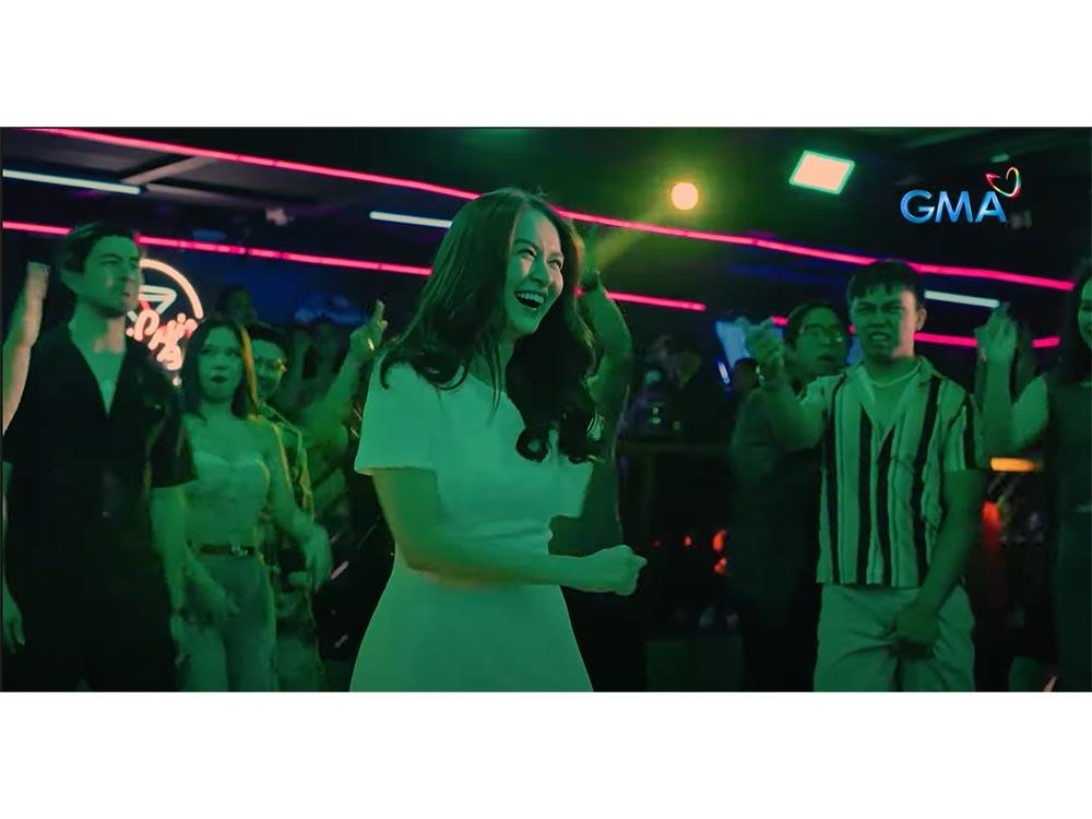 Grace's dance in 'My Guardian Alien'