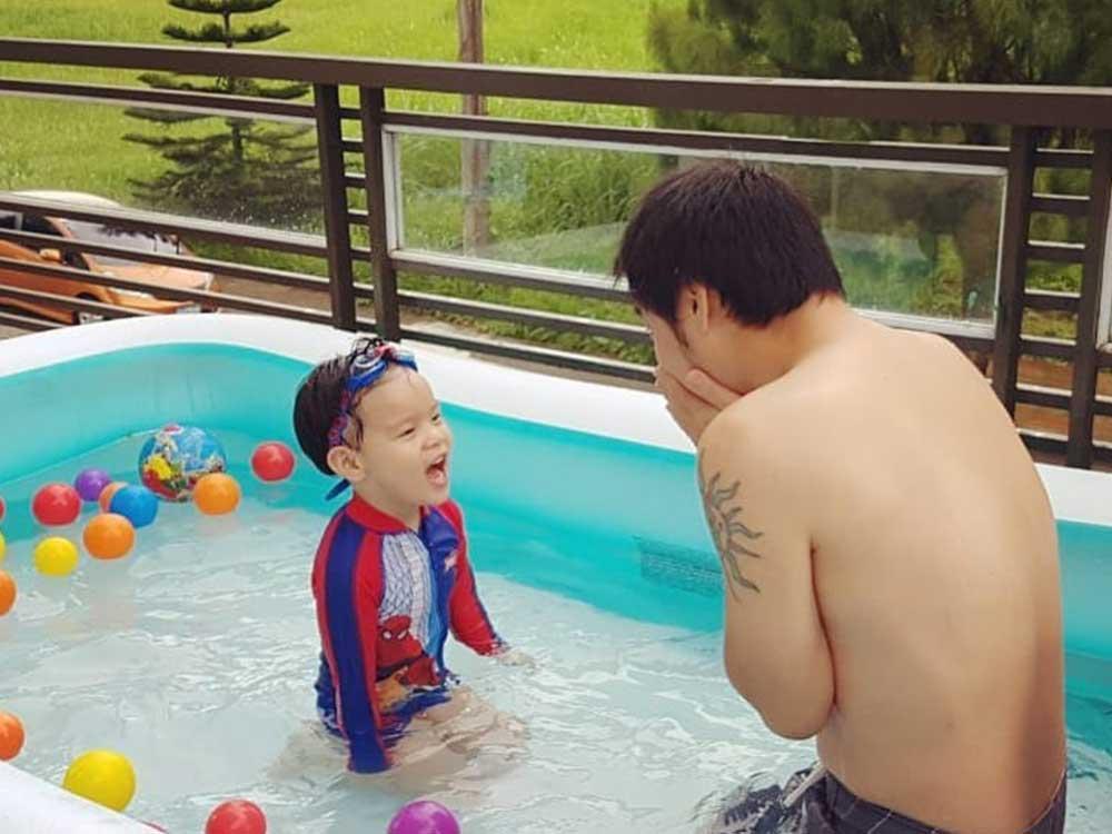 Chito Miranda at Miggy Miranda