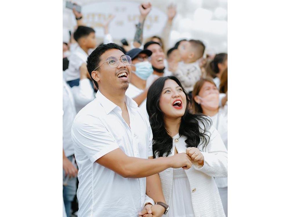 Cong Velasquez and Viy Cortez