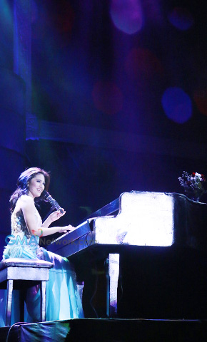 'Hologram': A night to remember with the Asia's Pop Sweetheart