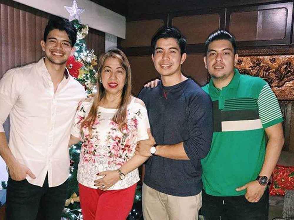 HottieAlert The hottest photos of siblings Rayver and Rodjun Cruz