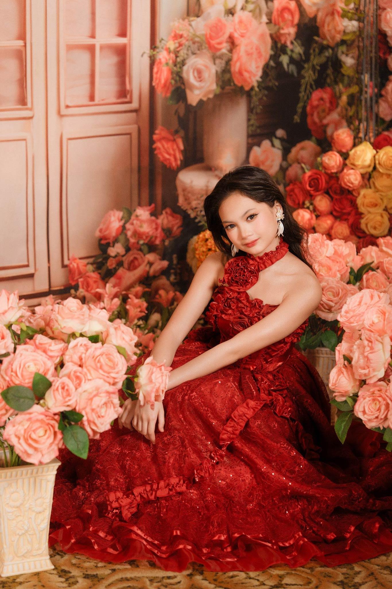 Floral-themed pre-birthday photoshoot