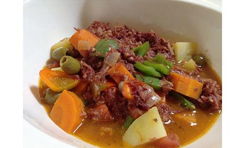 Kalderetang Corned Beef