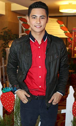 'Strawberry Lane' meets the press