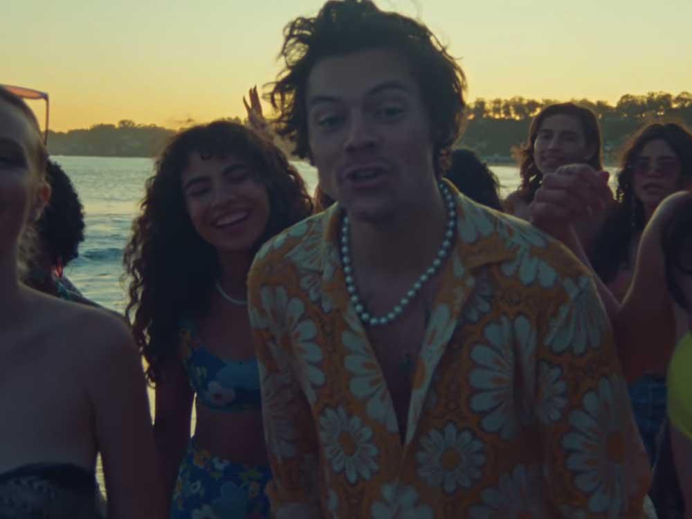 Red Heart-shaped Sunnies