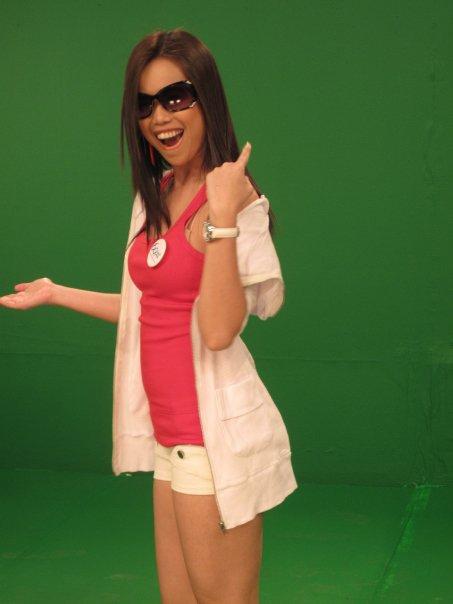 Supermodel-turned-host