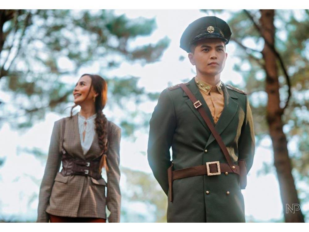 Dea Formilleza and Daryl Ong