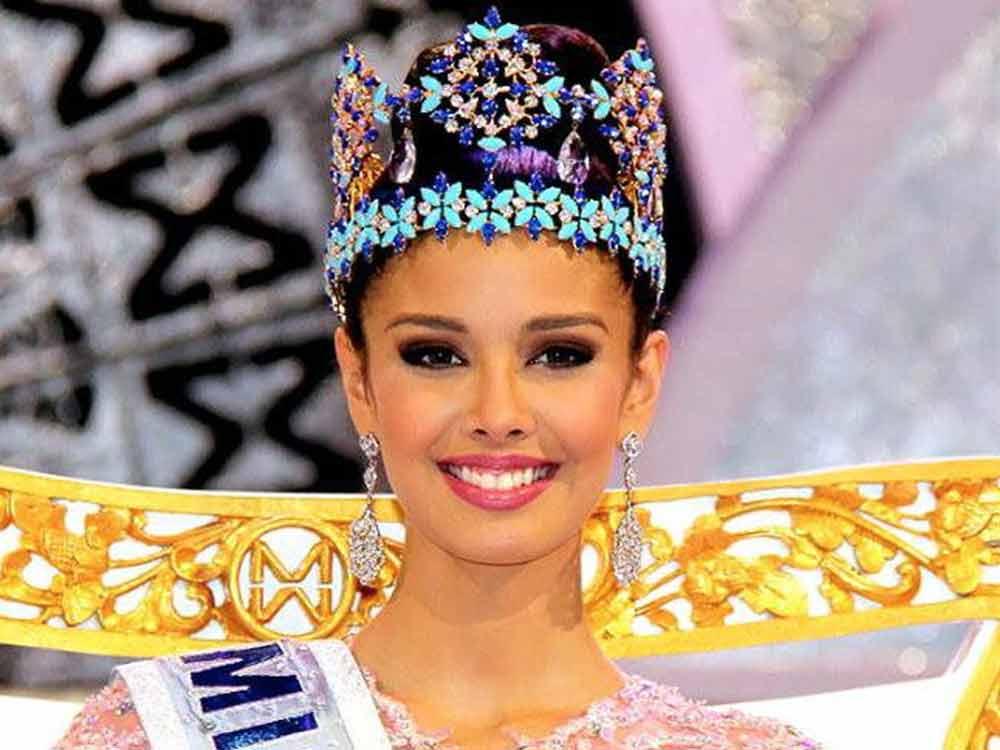 12. Photo by: Miss World Philippines FB. 