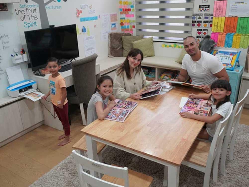 A tour of Chesca and Doug Kramer's big mansion! GMA Entertainment