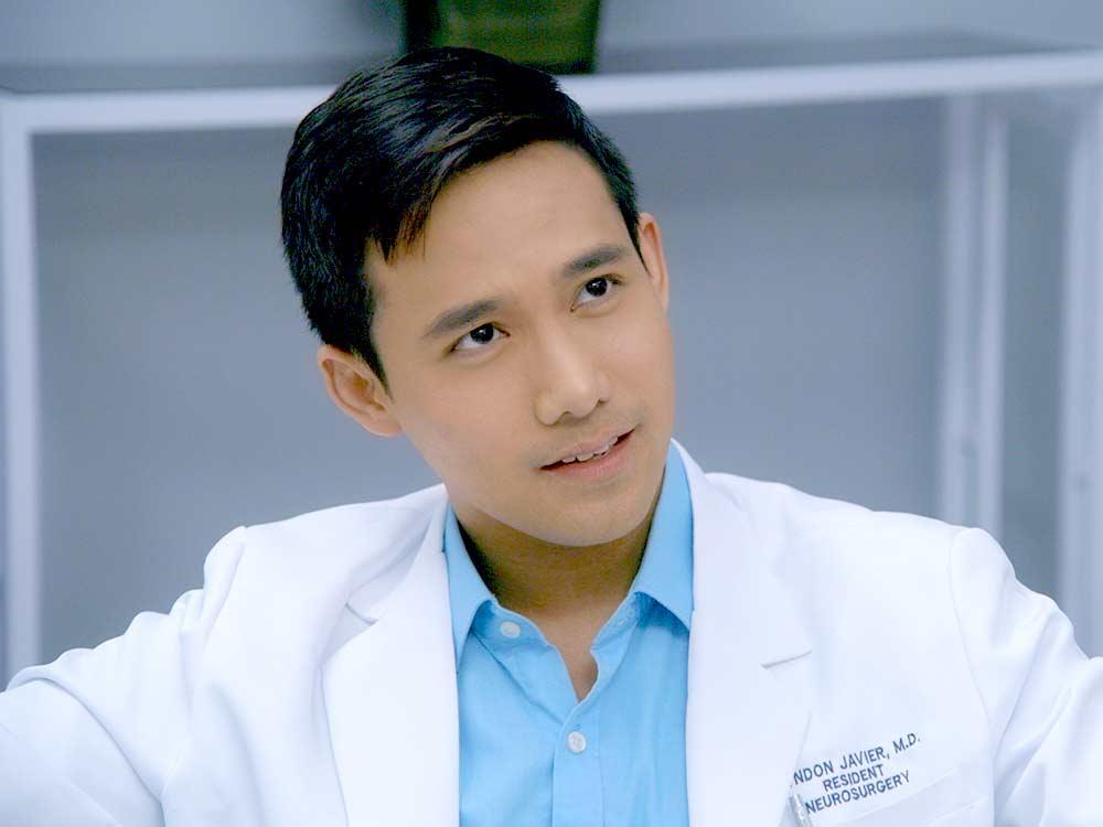 Abot-Kamay Na Pangarap 