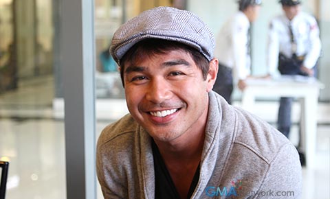 Adarna’s winged warriors wow bloggers