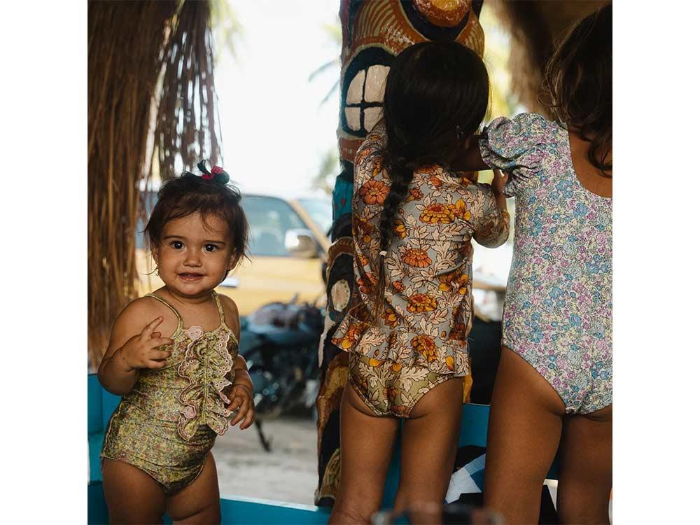 Maelys in her summer outfit