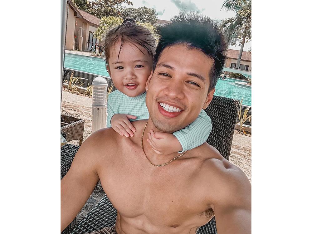 Vin Abrenica