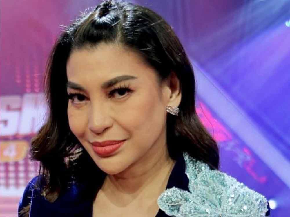 Lani Misalucha in 'The Clash'