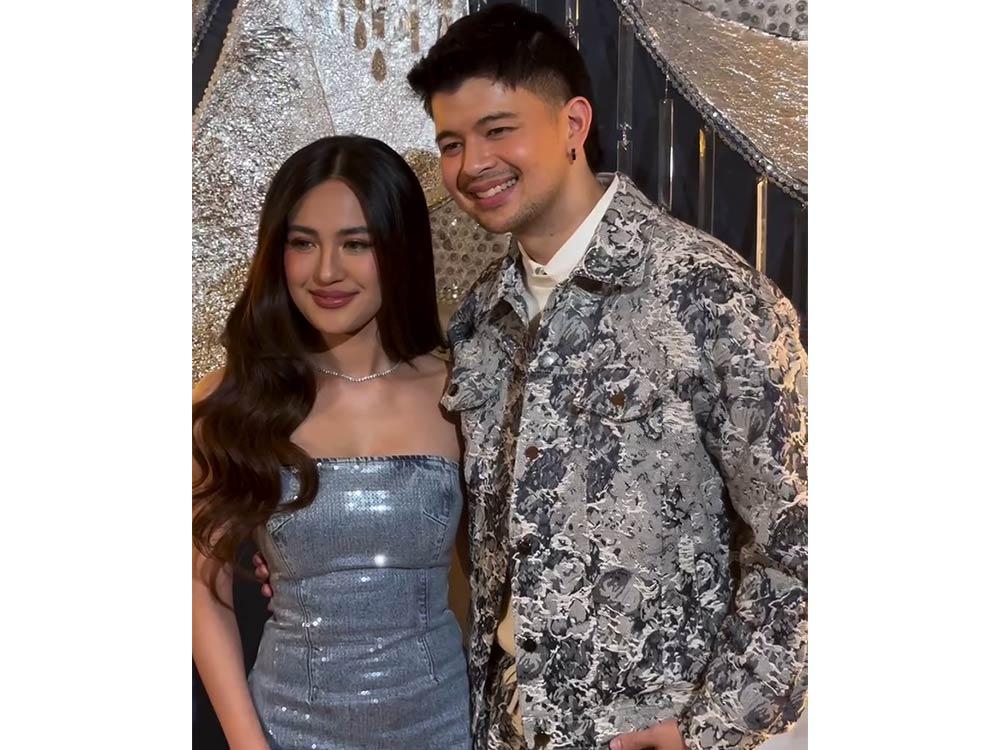 Julie Anne San Jose and Rayver Cruz