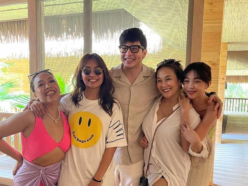 Alden Richards present at Kathryn Bernardo's housewarming party | GMA  Entertainment