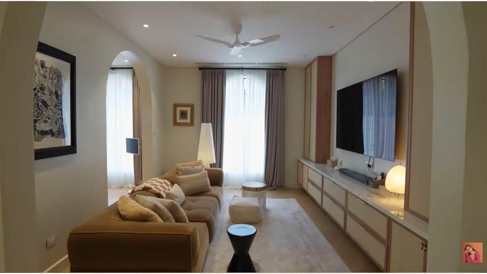 Entertainment room