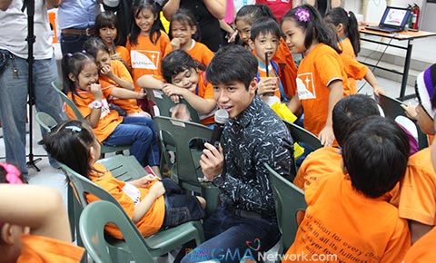 Aljur Abrenica gives back on his birthday