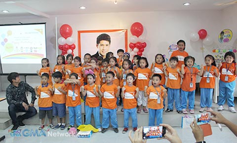 Aljur Abrenica gives back on his birthday