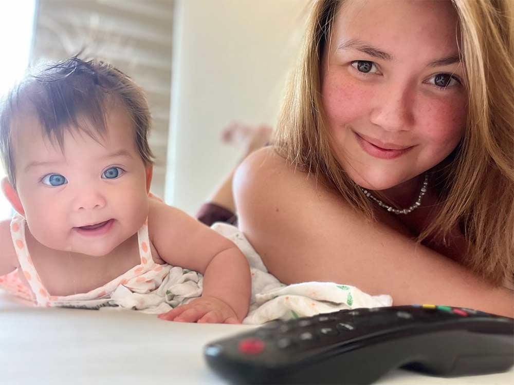 Angelica Panganiban And Her Daughter Amila S Adorable Moment Melt The   Angelica Panganiban And Baby Bean S Sweetest Eyes   1679986493 