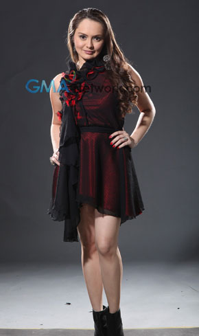 Watch Angelika dela Cruz in Futbolilits