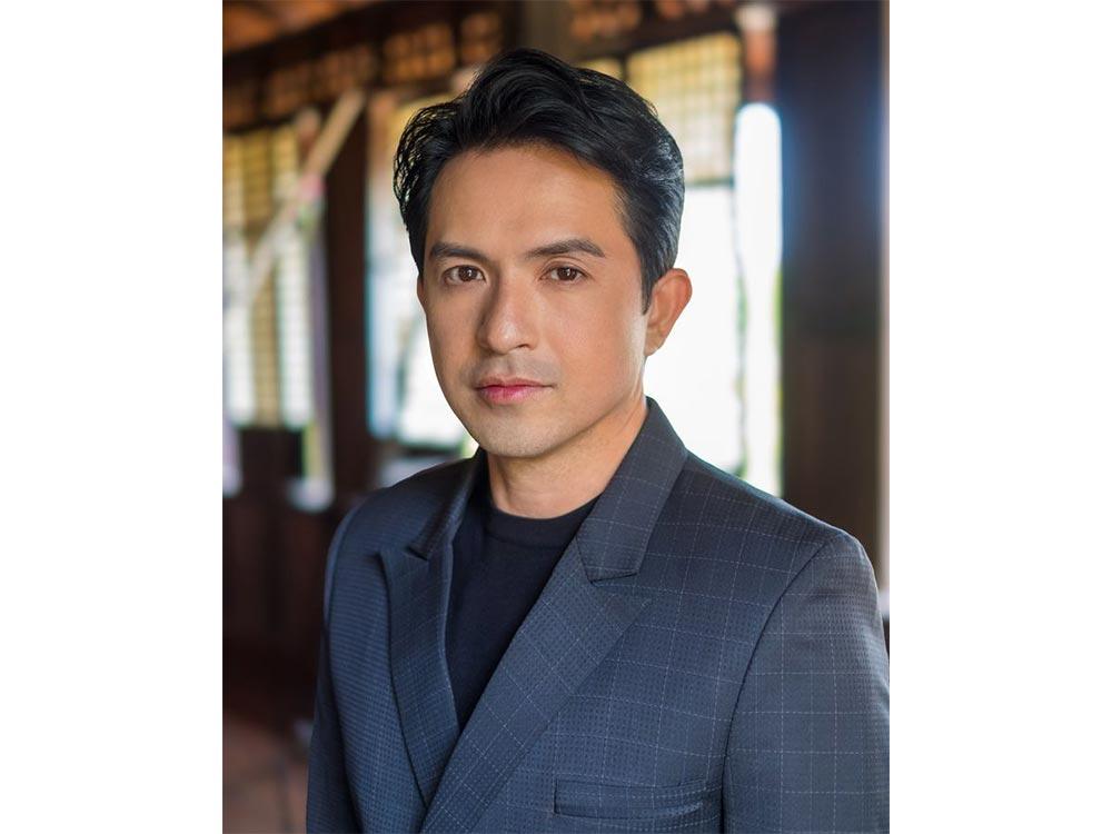 Dennis Trillo's performance