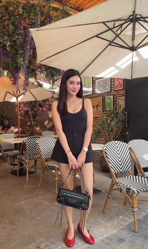 Analyn Barro