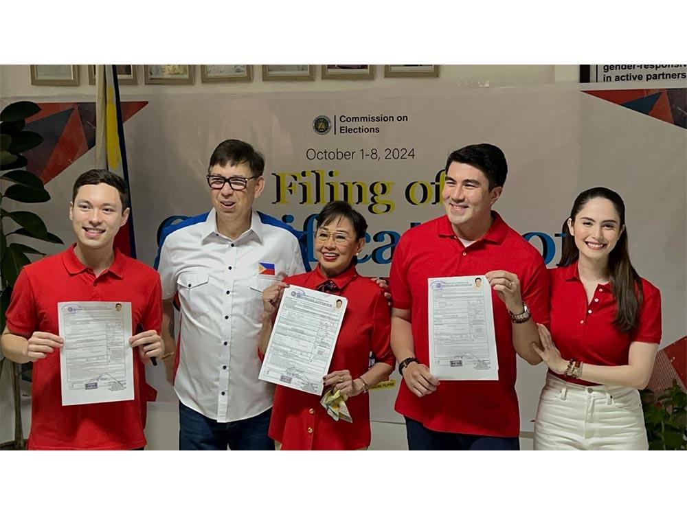 Vilma Santos and sons