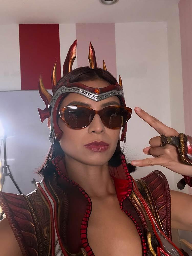 Ashti Pirena's selfie