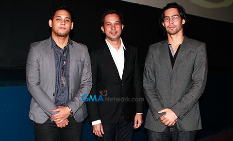 At the advance screening and press conference of 'Indio'