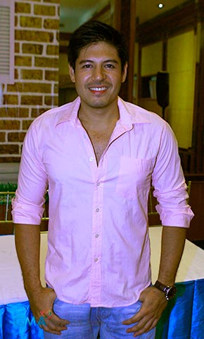 At the press conference of ‘Home Sweet Home’