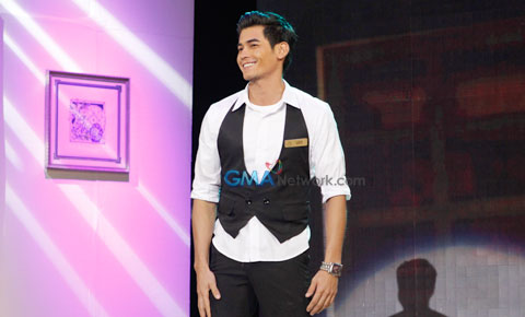 At the press conference of the Philippine version of 'Coffee Prince'