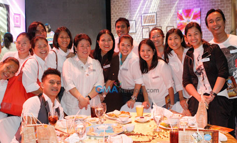 At the press conference of the Philippine version of 'Coffee Prince'