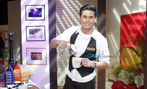 At the press conference of the Philippine version of 'Coffee Prince'