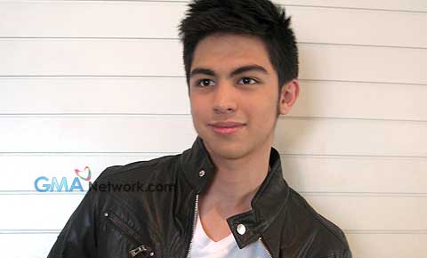 Barbie and Derrick's moments at the GMANetwork Live Chat