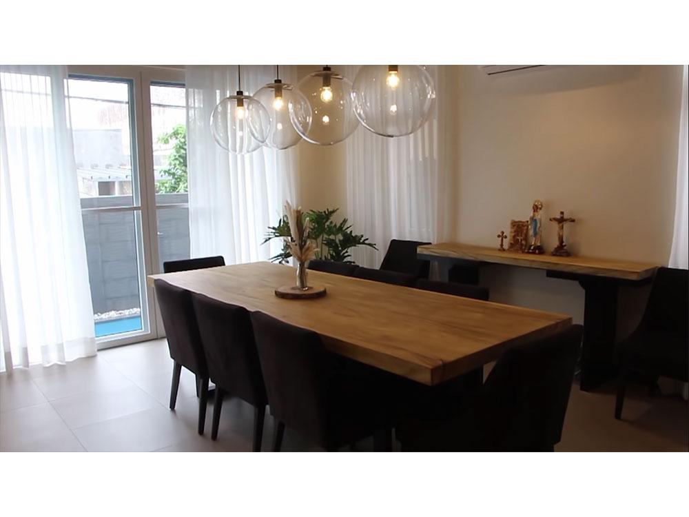 Dining area from another angle