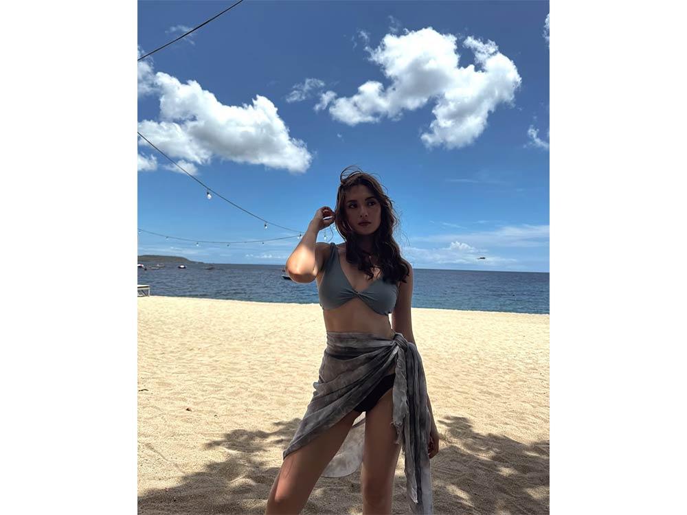 Playing with shadows