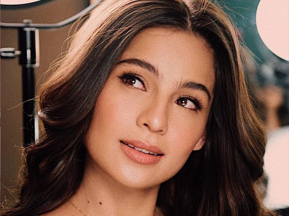 Jasmine Curtis-Smith