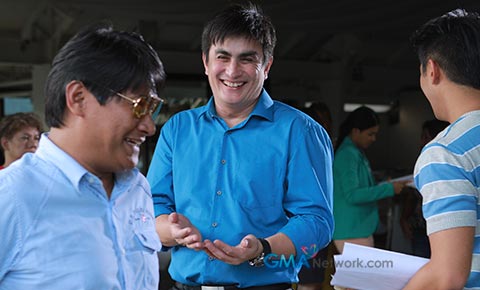 Before the take: ‘Akin Pa Rin Ang Bukas’