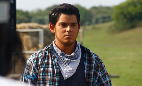 Behind the Scenes at the plug shoot for Telebabad Q2 launches