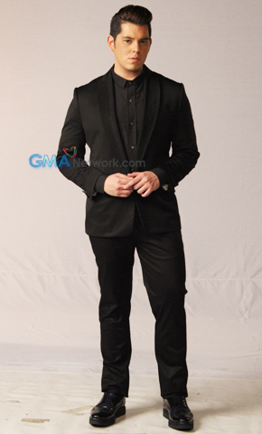 Behind the scenes at the pictorial of 'HOT T.V.'