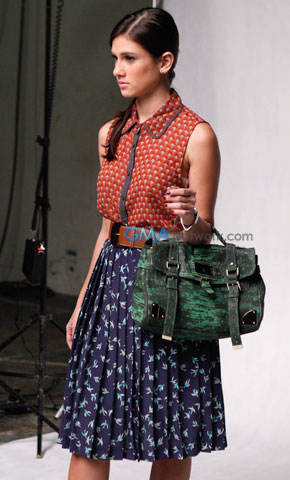 Behind the Scenes at the pictorial of 'Sosy Problems'