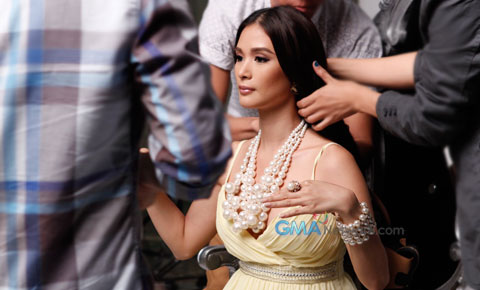 Behind the Scenes at the pictorial of 'Sosy Problems'