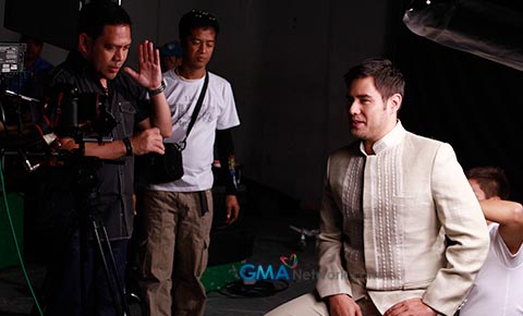 Behind the scenes at the pictorial of Mundo Mo'y Akin