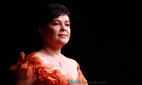 Behind the scenes at the pictorial of Mundo Mo'y Akin