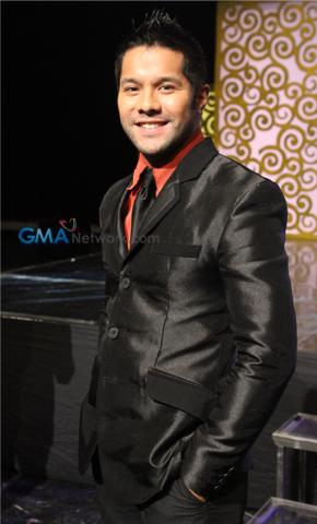 Behind the Scenes from the Press Conference of 'Faithfully'