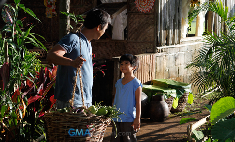 Behind the scenes of the shoot for this year’s Kapuso Christmas campaign