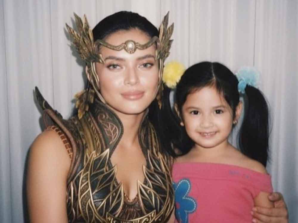 Sang'gre Terra and Young Bianca
