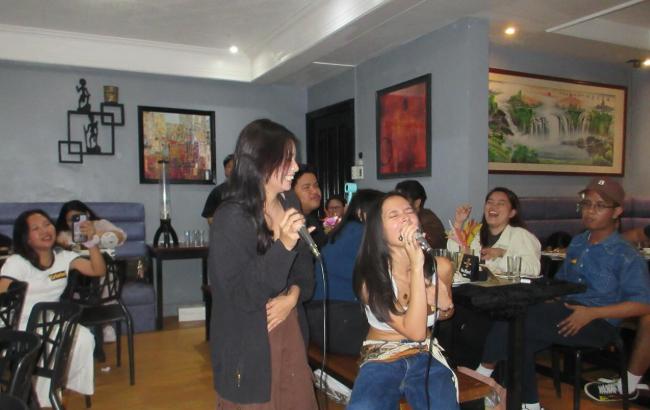 Karaoke Session